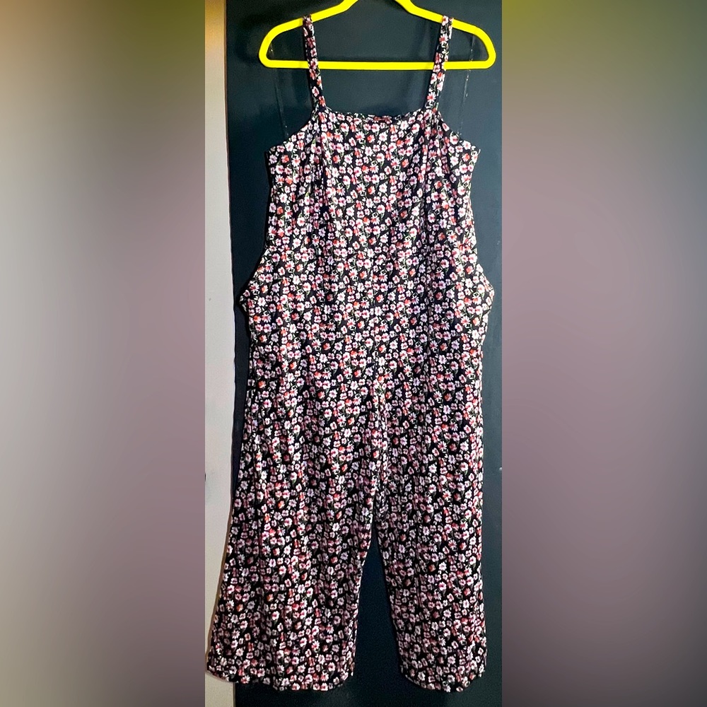 Vibe Capri romper